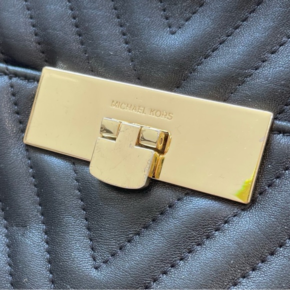 Small Black Michael Kors Crossbody - Picture 4 of 7